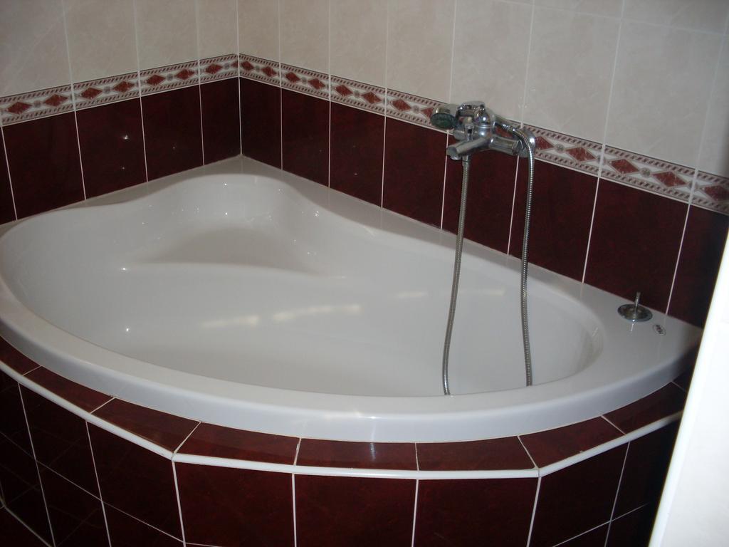 Boglarka Apartman Jula Exterior foto